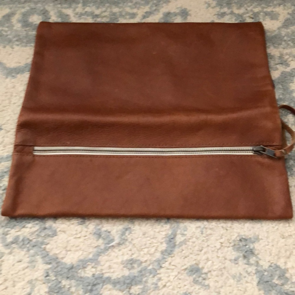 Magnolia Clutch - Picture 2 of 3